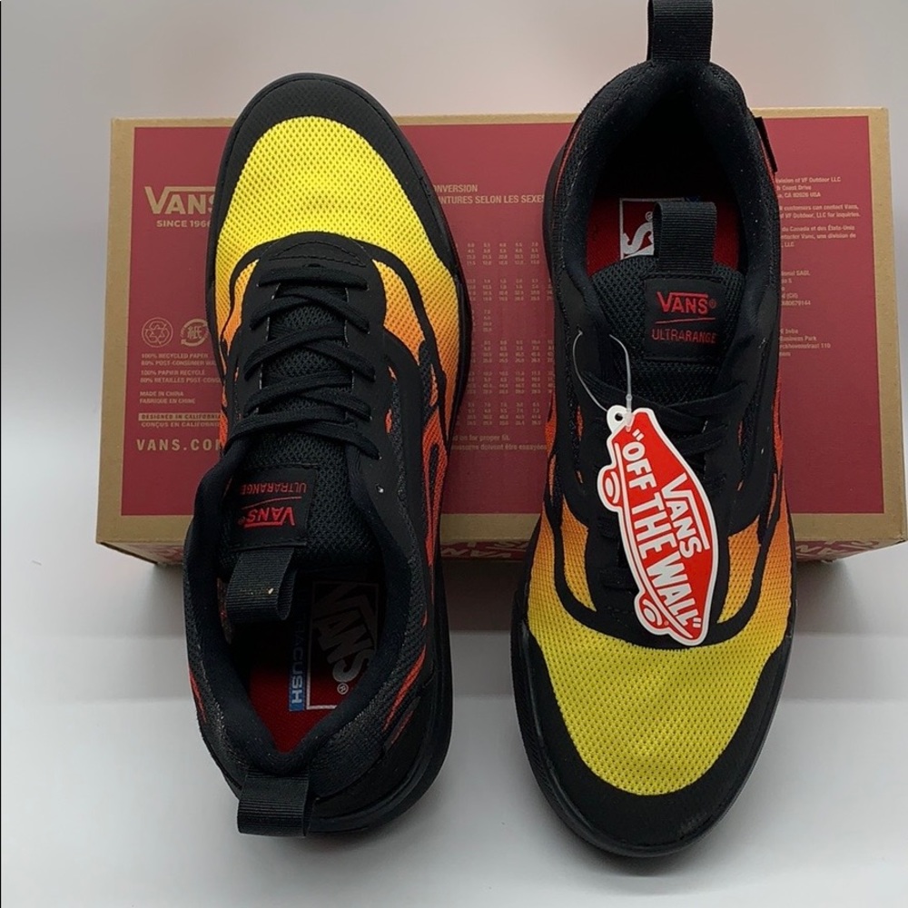 • VANS ULTRARANGE RAPIDW FLAMES Black men’s• - Picture 7 of 16